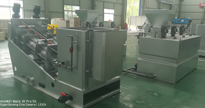 疊螺機、全自動(dòng)加藥裝置加工中